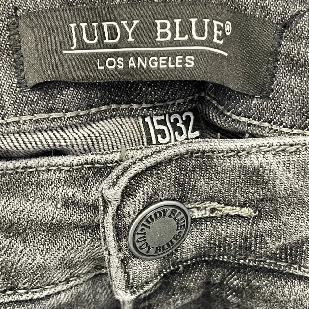 Judy Blue High Waist Tummy Control Release Hem Skinny Jeans in Black - 15 / 32 - Picture 5 of 7